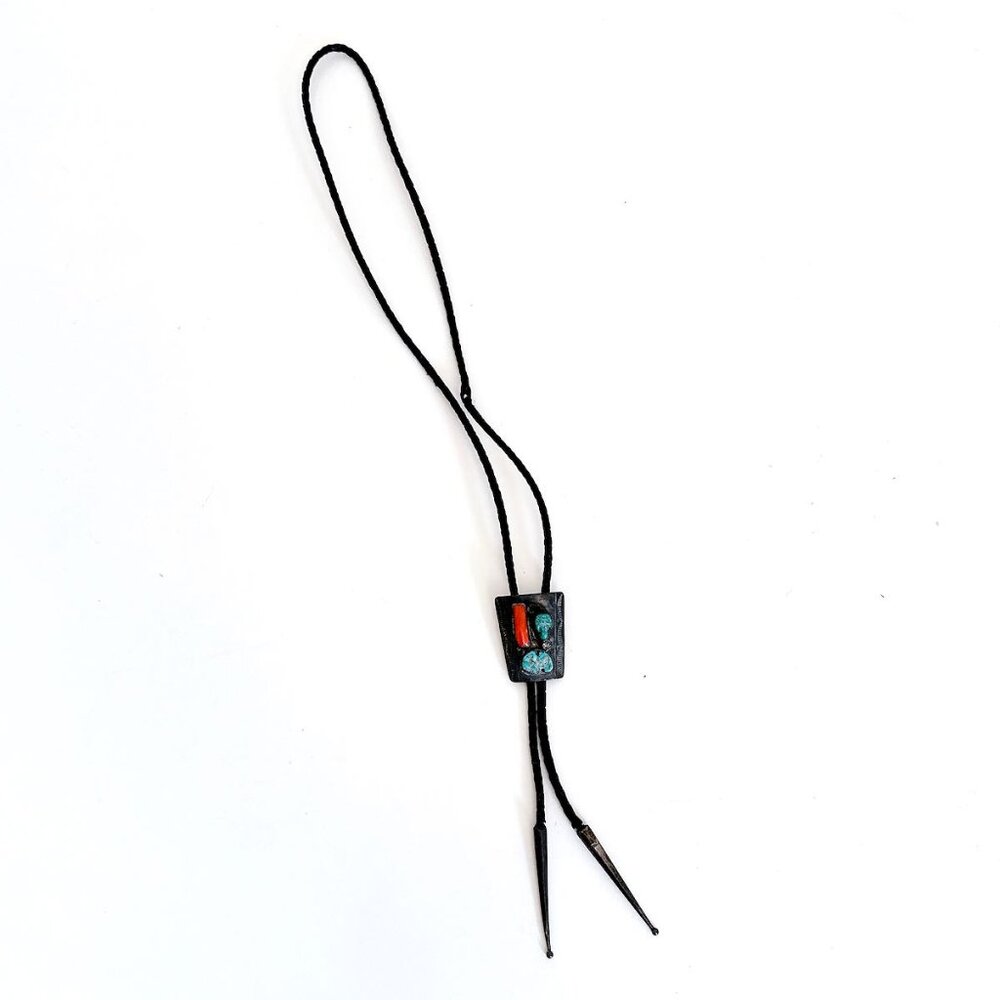 VINTAGE BENNETT BOLO TIE TURQUOISE & CORAL